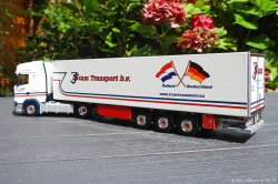 20250807-Stam-J-00119