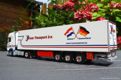 20250807-Stam-J-00123