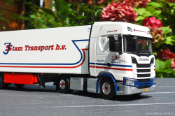 20250807-Stam-J-00145