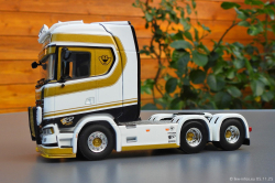 20251105-Verlhac-00006