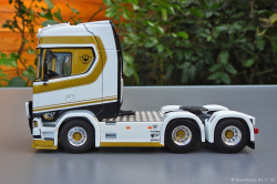 20251105-Verlhac-00008