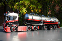 202403249-Winter-de-00012