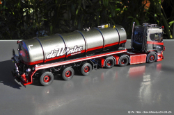 202403249-Winter-de-00028