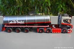 202403249-Winter-de-00040