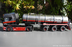 202403249-Winter-de-00100