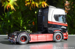 202403249-Winter-de-00168