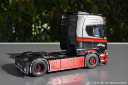 202403249-Winter-de-00169