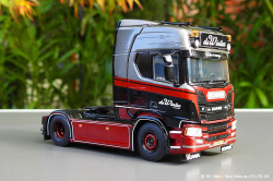 202403249-Winter-de-00173