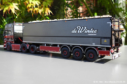 202403249-Winter-de-00201