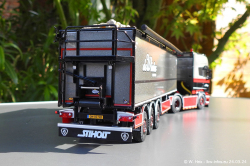 202403249-Winter-de-00211