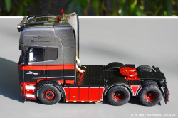 202403249-Winter-de-00245