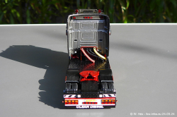 202403249-Winter-de-00261