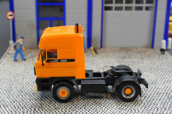 20251206-DAF-3300-orange-00005