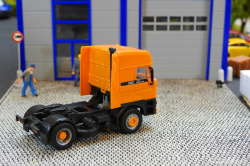 20251206-DAF-3300-orange-00014