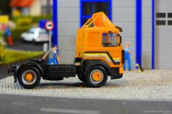 20251206-MAN-F8-19321-orange-00023