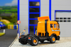 20251206-MB-NG-1838-orange-00020