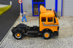 20251206-MB-NG-1838-orange-00023