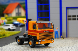 20251206-Scania-142-M-V8-orange-00024