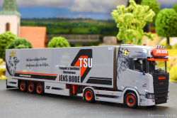 20251116-Bode-Jens-00401