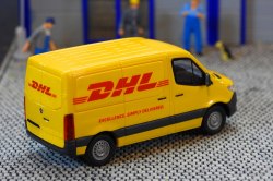 20251206-DHL-00017