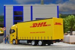 20251206-DHL-00208