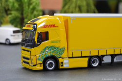 20251206-DHL-00300