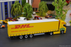 20251206-DHL-00330