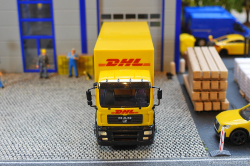 20251209-DHL-00281