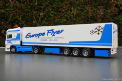 20250111-Europe-Flyer-00254