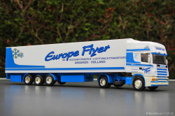 20250111-Europe-Flyer-00334