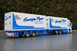 20250111-Europe-Flyer-00434