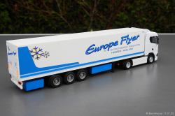 20250111-Europe-Flyer-00541