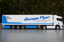 20250111-Europe-Flyer-00546