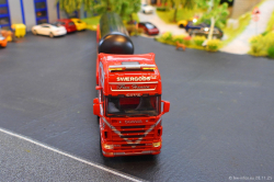 20251128-Give-Svaergods-00055