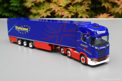 20250918-Harrisons-00040