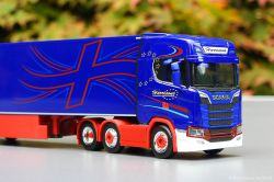 20250918-Harrisons-00042