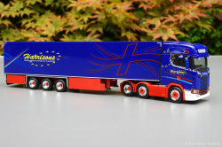 20250918-Harrisons-00043