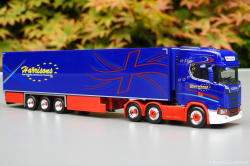 20250918-Harrisons-00048