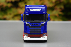 20250918-Harrisons-00050