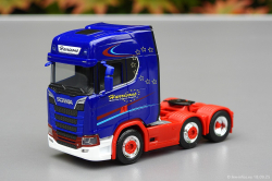 20250918-Harrisons-00051