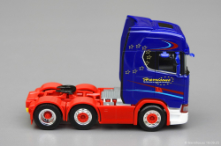 20250918-Harrisons-00068