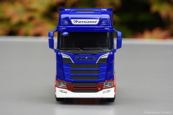 20250918-Harrisons-00075