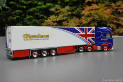 20250918-Harrisons-00104