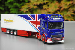 20250918-Harrisons-00115