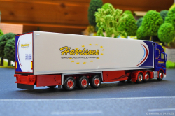 20251024-Harrisons-00039