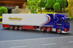 20251024-Harrisons-00048