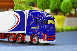 20251024-Harrisons-00051