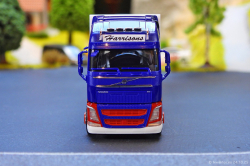 20251024-Harrisons-00054