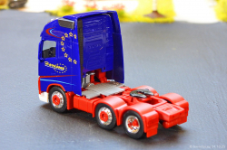 20251024-Harrisons-00063