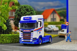 20251128-Scheufler-00089